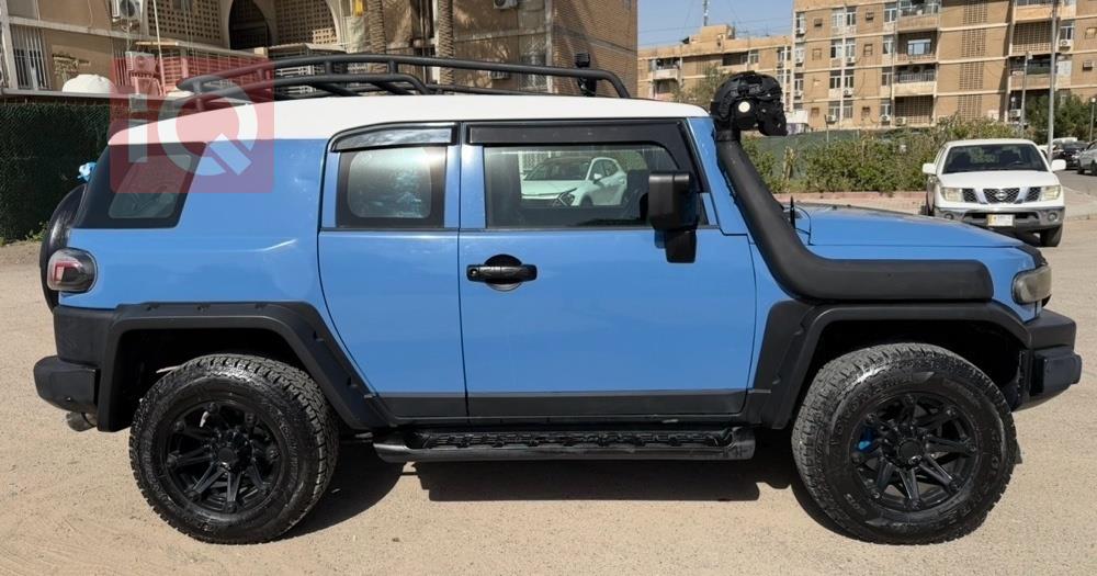 تويوتا FJ كروزر